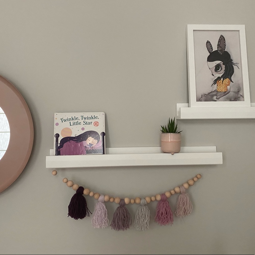 Yarn tassel and wood bead garland